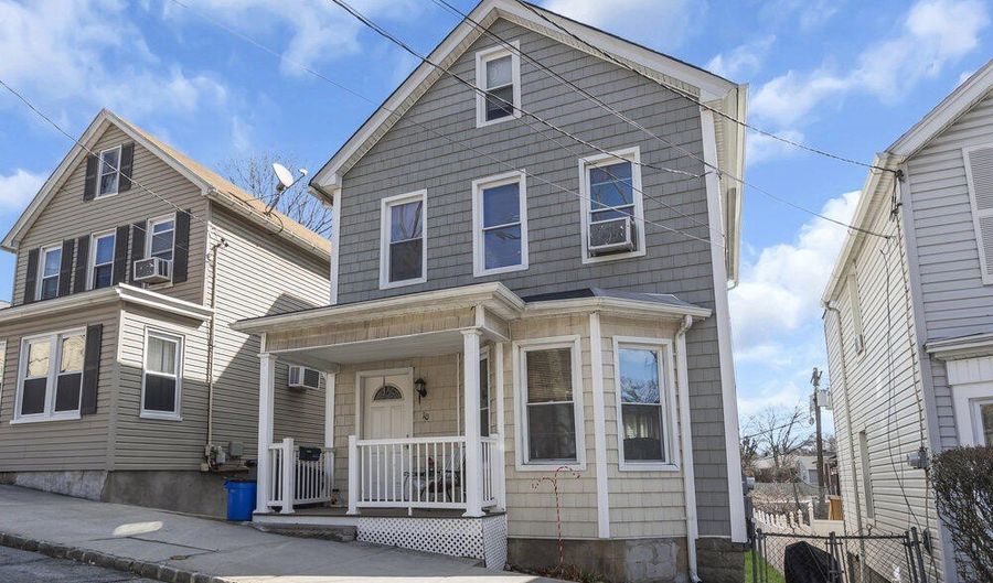 10 Bridge St, Belleville, NJ 07109 - 3 Beds, 2 Bath