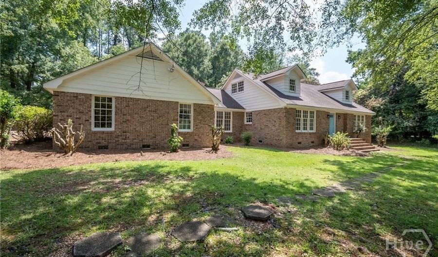 215 Lenox Rd, Athens, GA 30606 - 6 Beds, 3 Bath