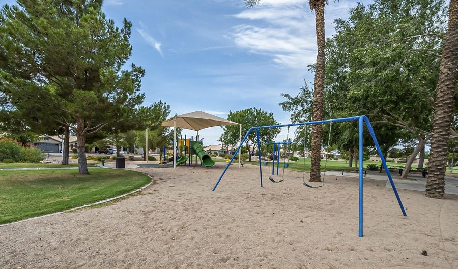 1302 N BOGLE Ave, Chandler, AZ 85225 - 4 Beds, 2 Bath