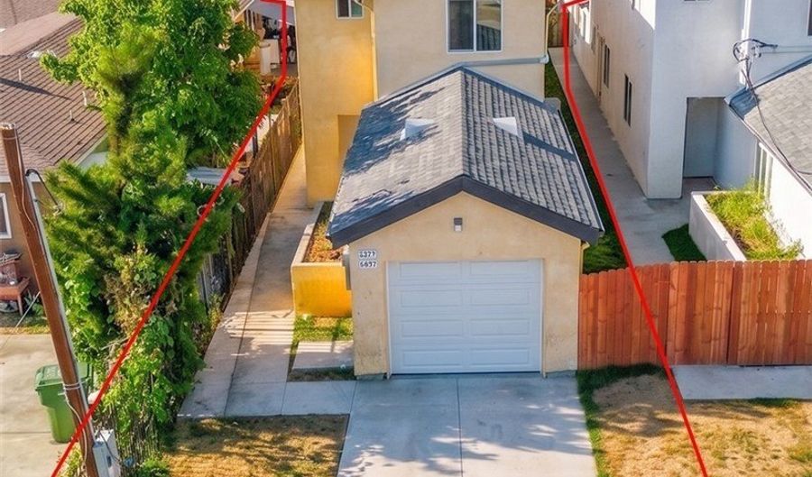 2019 E 105 St, Los Angeles, CA 90002 - 6 Beds, 4 Bath