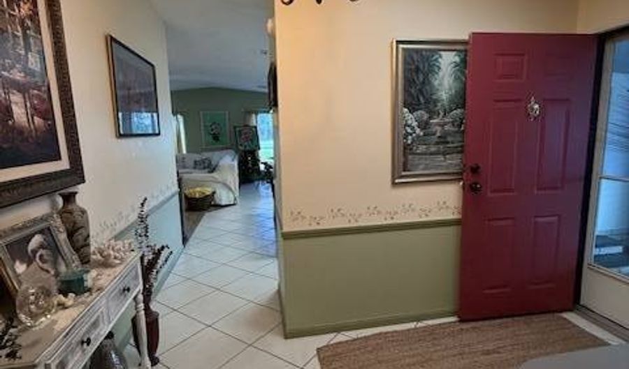 147 E Hampton Dr, Auburndale, FL 33823 - 2 Beds, 2 Bath