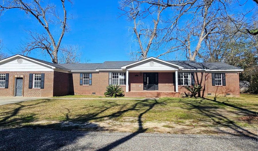151 BULLARD St, Atmore, AL 36502 - 3 Beds, 2 Bath
