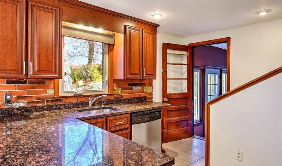 64 Peacedale Rd, Cumberland, RI 02864 - 3 Beds, 2 Bath