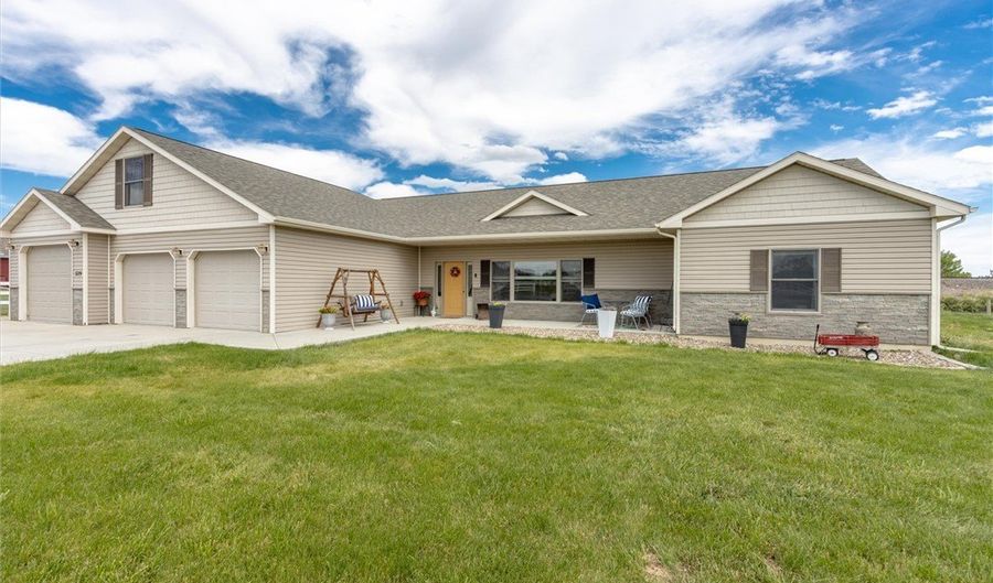 539 Zebra St, Billings, MT 59106 - 4 Beds, 2 Bath