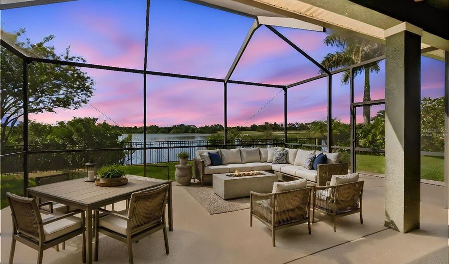 7223 HOURGLASS Dr, Apollo Beach, FL 33572 - 4 Beds, 3 Bath