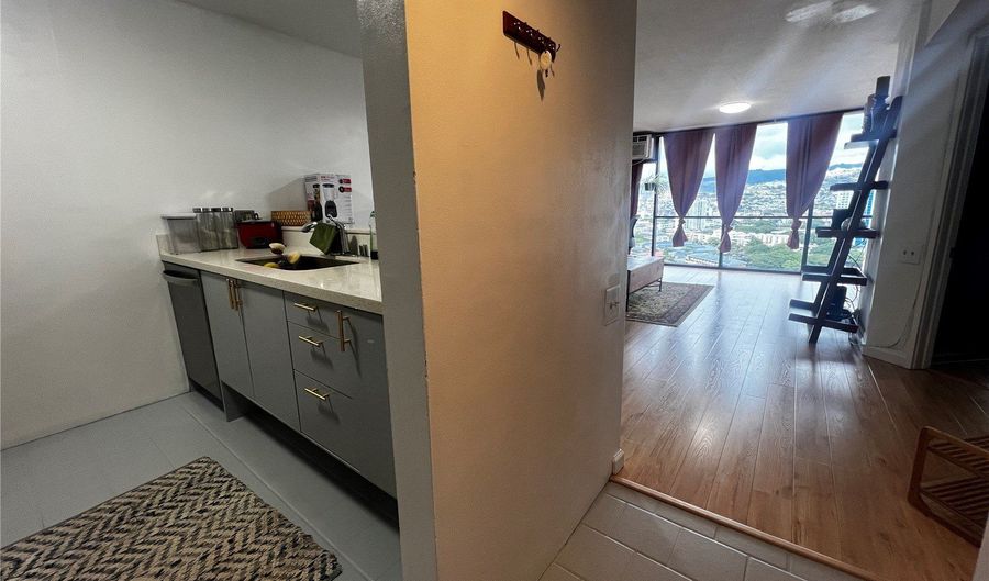 60 N Beretania St 2005, Honolulu, HI 96817 - 1 Beds, 1 Bath