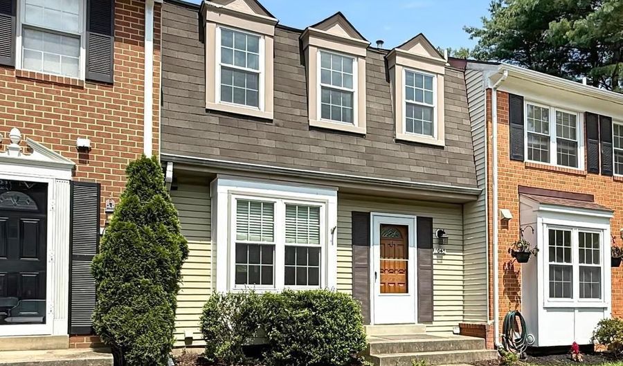1045 COPPERSTONE Ct, Rockville, MD 20852 - 3 Beds, 4 Bath