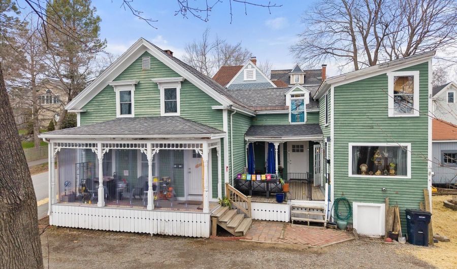 15 Grant St, Bangor, ME 04401 - 5 Beds, 3 Bath