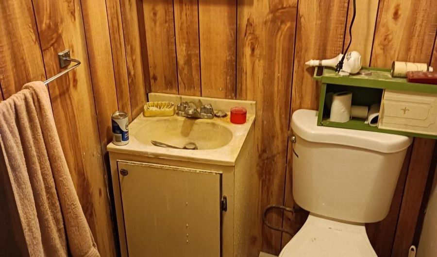 5013 SCHAUB Ave, Baltimore, MD 21206 - 3 Beds, 2 Bath