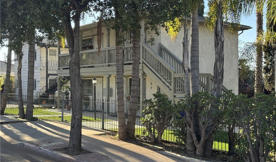 2525 Jefferson St, San Diego, CA 92110 - 0 Beds, 4 Bath
