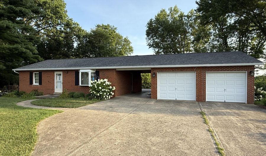 1306 Poplar Ridge Rd, Alexandria, KY 41001 - 3 Beds, 2 Bath