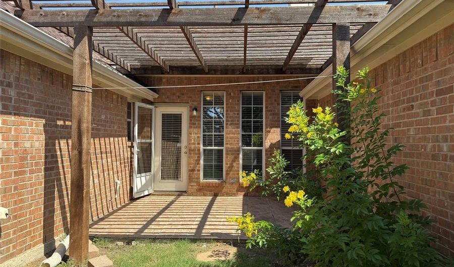 1435 Kingsley Dr, Allen, TX 75013 - 4 Beds, 2 Bath