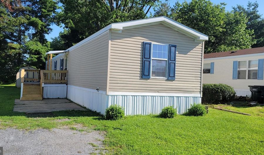 200 BEECHWOOD Ave 2, Dover, DE 19901 - 3 Beds, 2 Bath