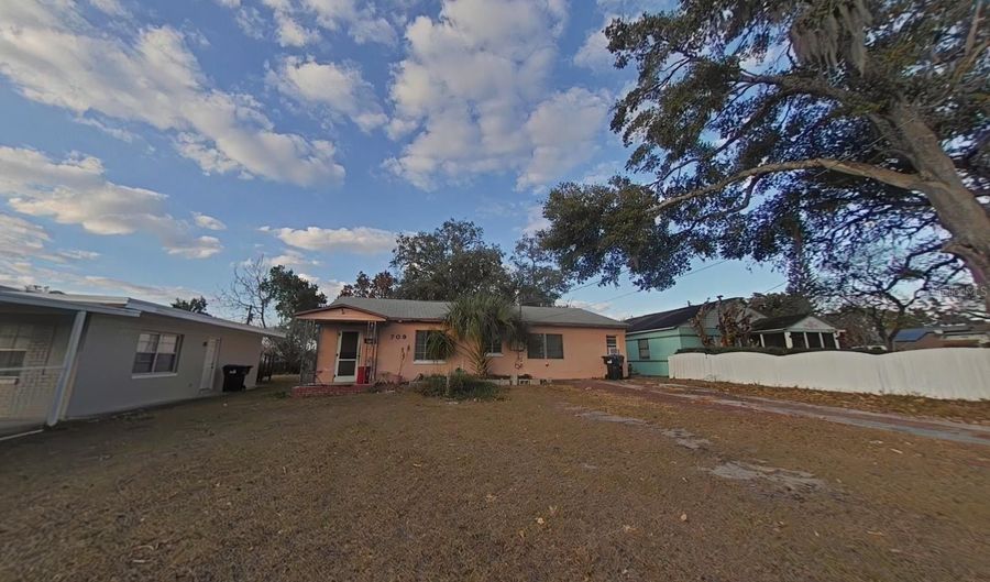 709 ALTON Ave, Orlando, FL 32804 - 4 Beds, 2 Bath