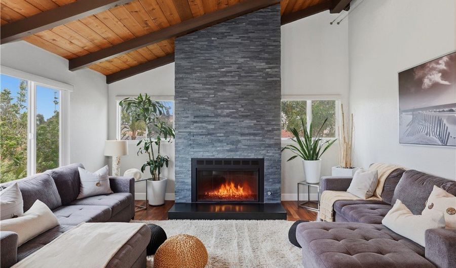 2845 Cazadero, Carlsbad, CA 92009 - 3 Beds, 3 Bath
