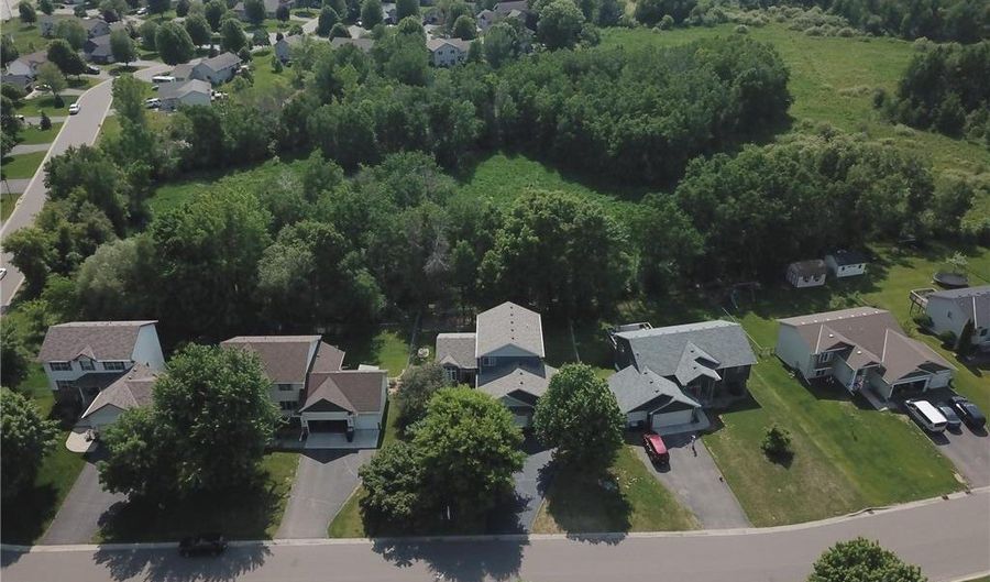 15564 Vale St NW, Andover, MN 55304 - 5 Beds, 4 Bath