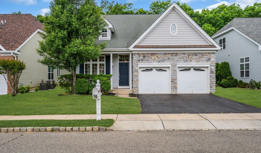39 Plymouth Way, Barnegat, NJ 08005 - 3 Beds, 3 Bath