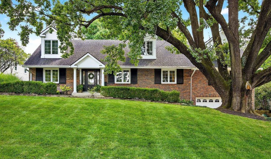 2069 Upper Chelsea Rd, Columbus, OH 43221 - 4 Beds, 3 Bath