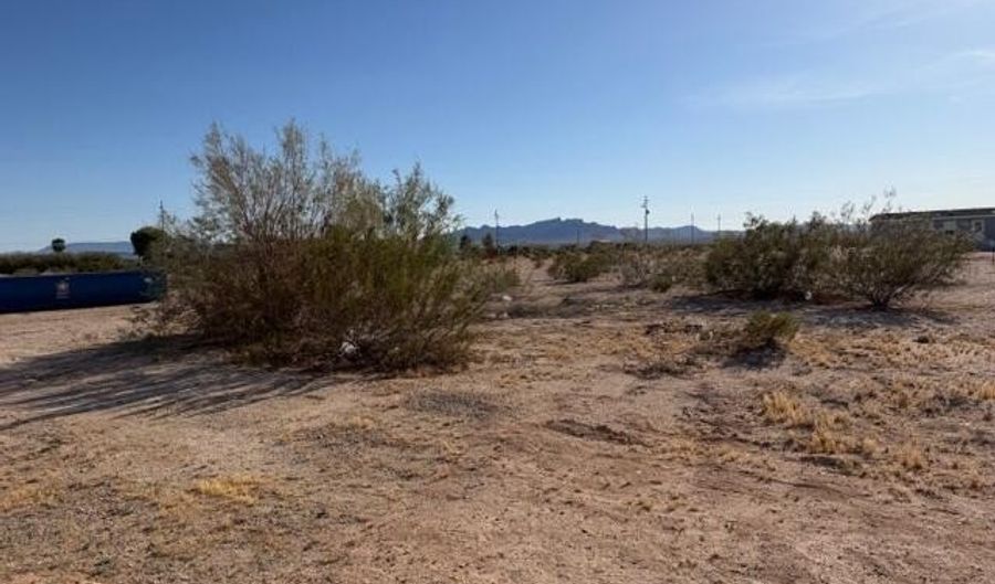 33336 Sahara Way, Bouse, AZ 85325 - 3 Beds, 2 Bath