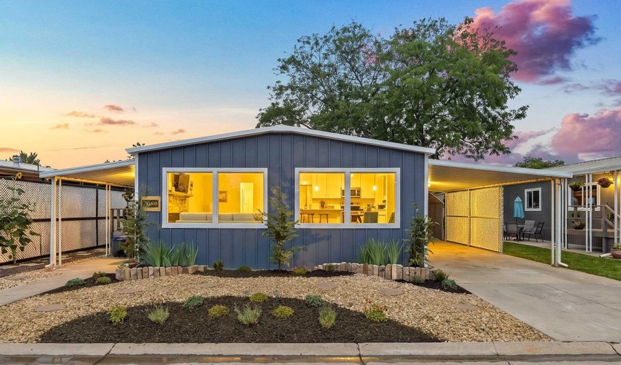 7080 W Royal Glen Ln, Boise, ID 83714 - 3 Beds, 2 Bath