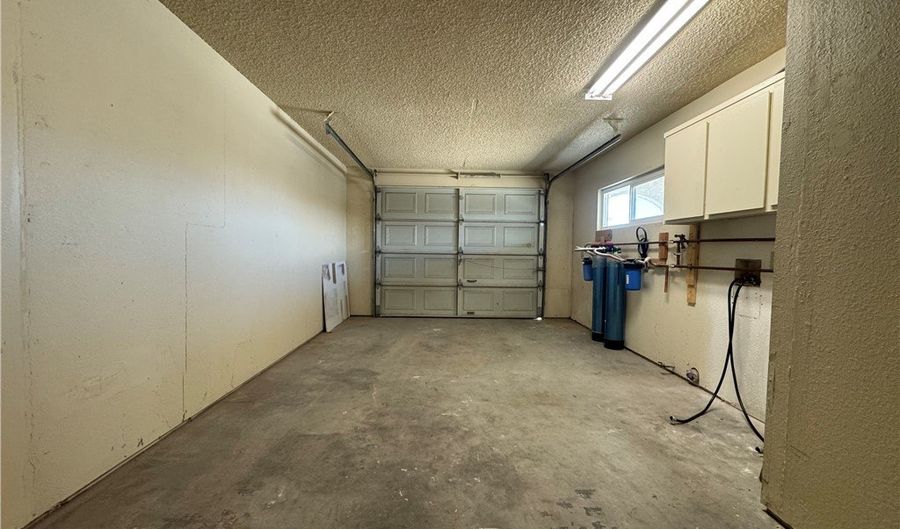 2460 Lakeside Dr 2, Bullhead City, AZ 86442 - 2 Beds, 2 Bath
