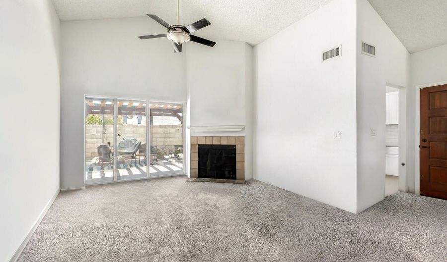 1214 W ESTRELLA Dr, Chandler, AZ 85224 - 2 Beds, 2 Bath
