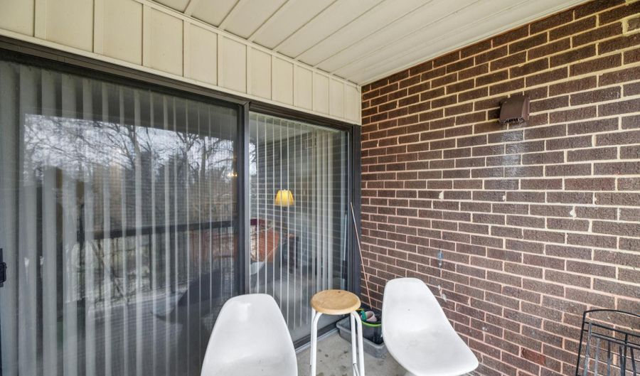 11212 CHERRY HILL Rd 302, Beltsville, MD 20705 - 3 Beds, 2 Bath