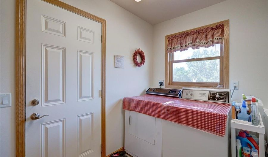 6602 Fairhaven Rd, Madison, WI 53719 - 2 Beds, 2 Bath