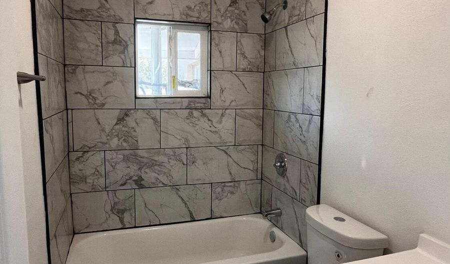11123 W PIMA St, Avondale, AZ 85323 - 3 Beds, 2 Bath