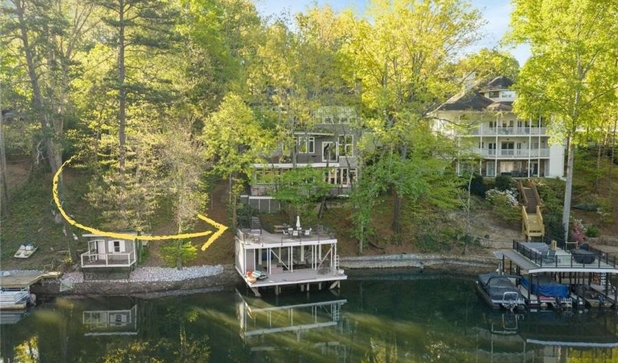 606 Hilltop Ln, Berkeley Lake, GA 30096 - 3 Beds, 4 Bath
