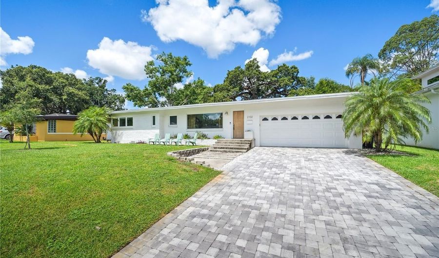 2102 IVANHOE Rd, Orlando, FL 32804 - 3 Beds, 2 Bath