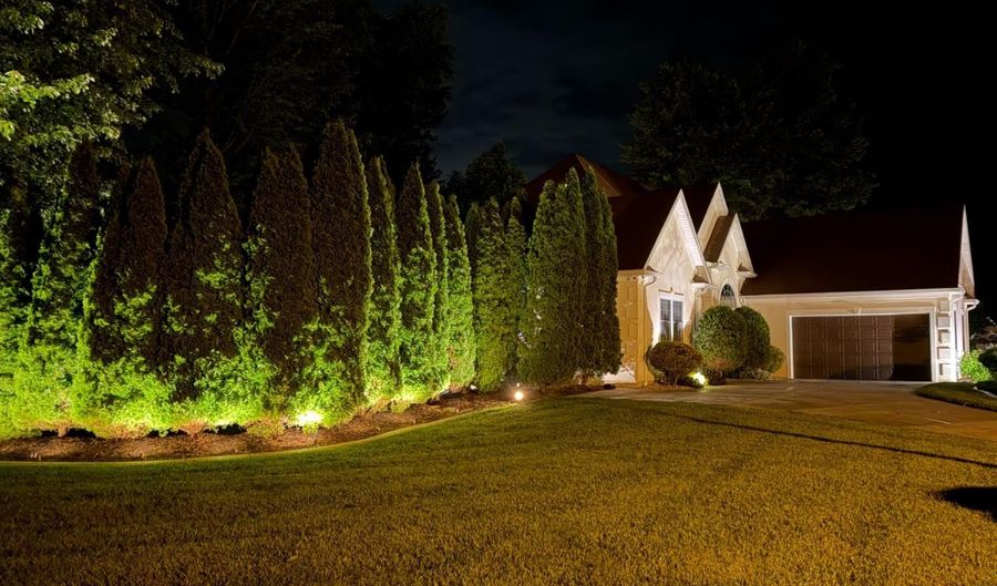 355 Woodside Ct, Batesville, IN 47006 - 4 Beds, 4 Bath