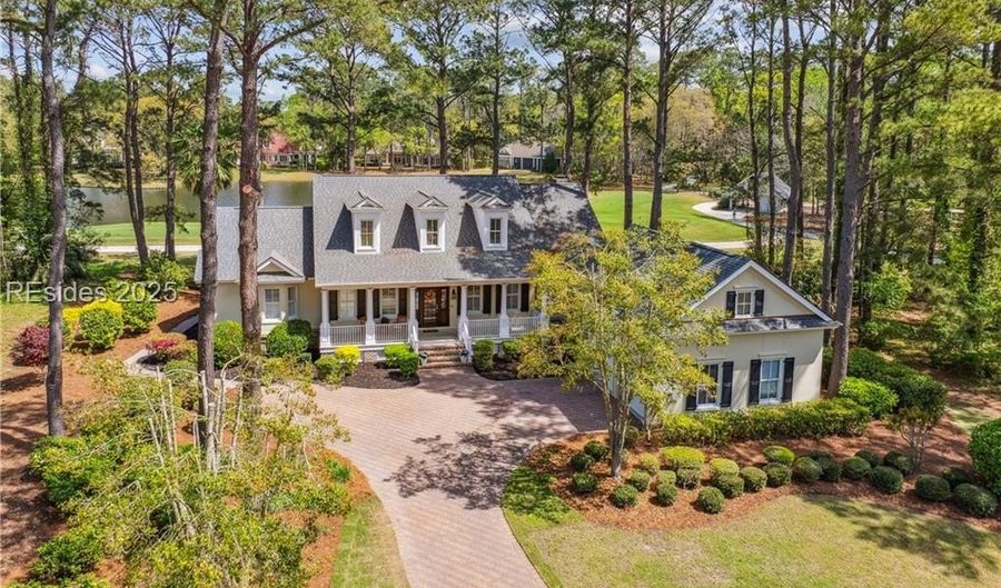 21 Bayley Rd, Bluffton, SC 29910 - 4 Beds, 5 Bath