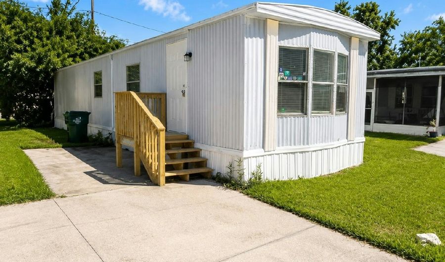 7 Tower Manor Dr 7, Auburndale, FL 33823 - 2 Beds, 1 Bath