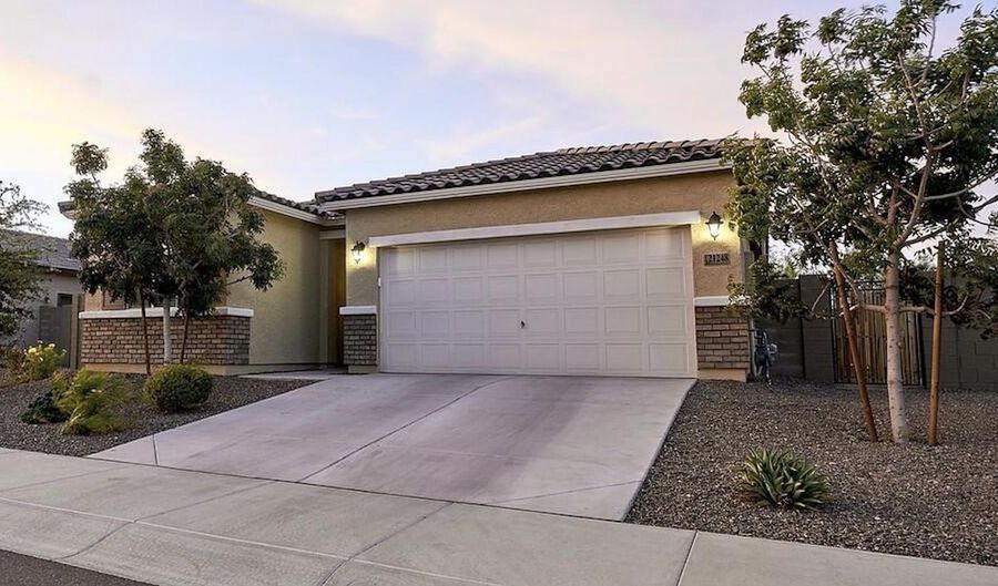21248 W Palm Ln, Buckeye, AZ 85396 - 4 Beds, 2 Bath