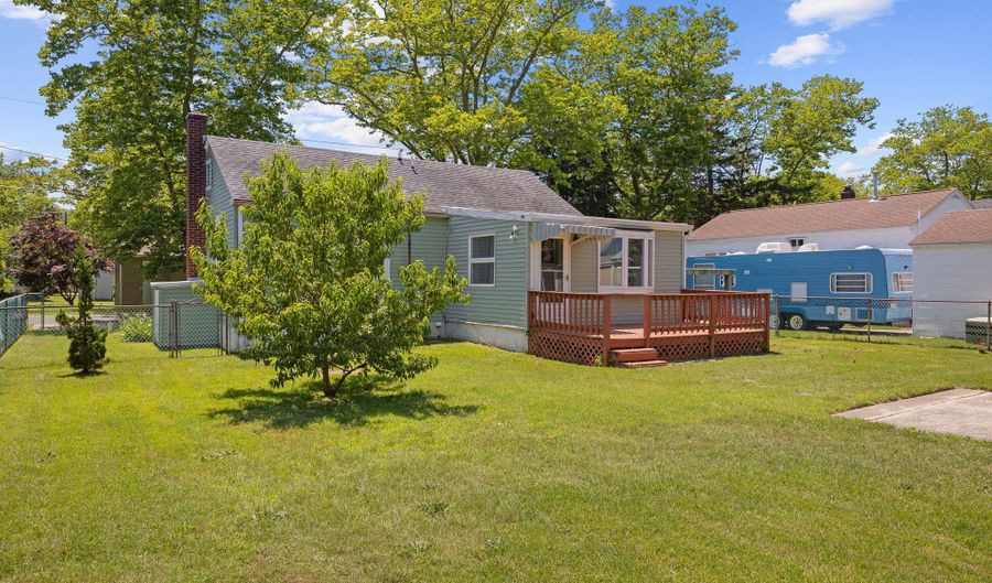 108 Bucknell Ave, Villas, NJ 08251 - 2 Beds, 1 Bath