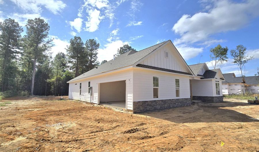 1495 Bellingham Dr, Beech Island, SC 29842 - 4 Beds, 3 Bath