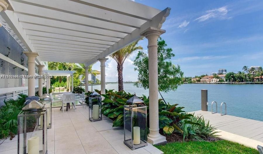 9821 E Bay Harbor Dr 805, Bay Harbor Islands, FL 33154 - 2 Beds, 2 Bath
