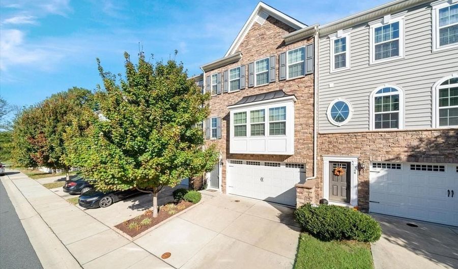 748 STONEHOUSE Way, Hockessin, DE 19707 - 3 Beds, 4 Bath