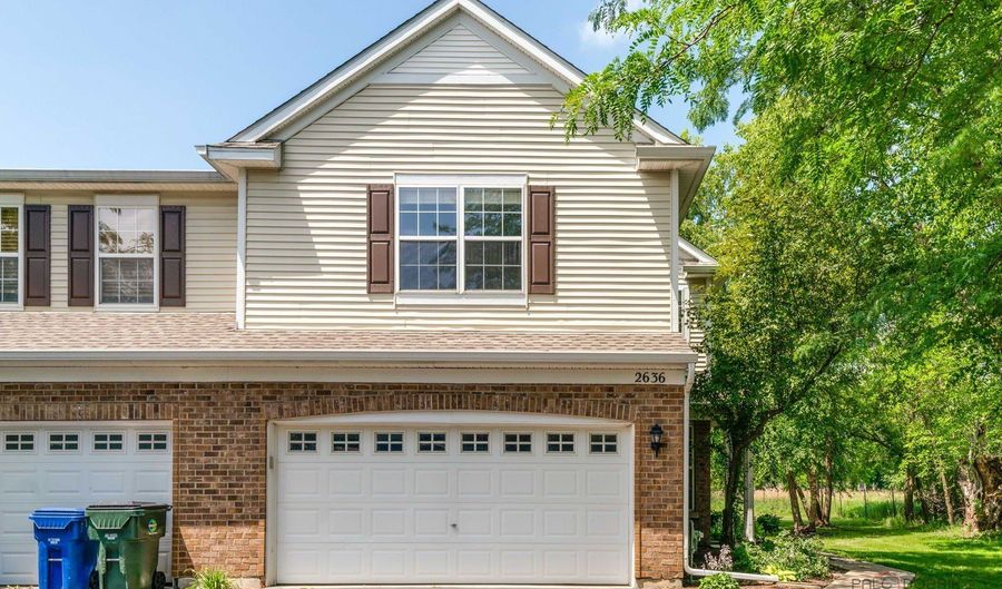 2636 Pondview Dr, Algonquin, IL 60102 - 3 Beds, 3 Bath