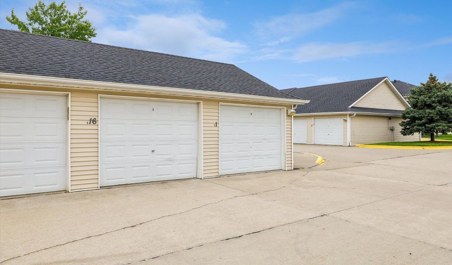1210 NE 6th Ln I16, Ankeny, IA 50021 - 2 Beds, 2 Bath
