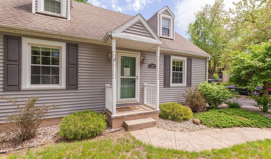 2369 Airport, Adrian, MI 49221 - 4 Beds, 2 Bath