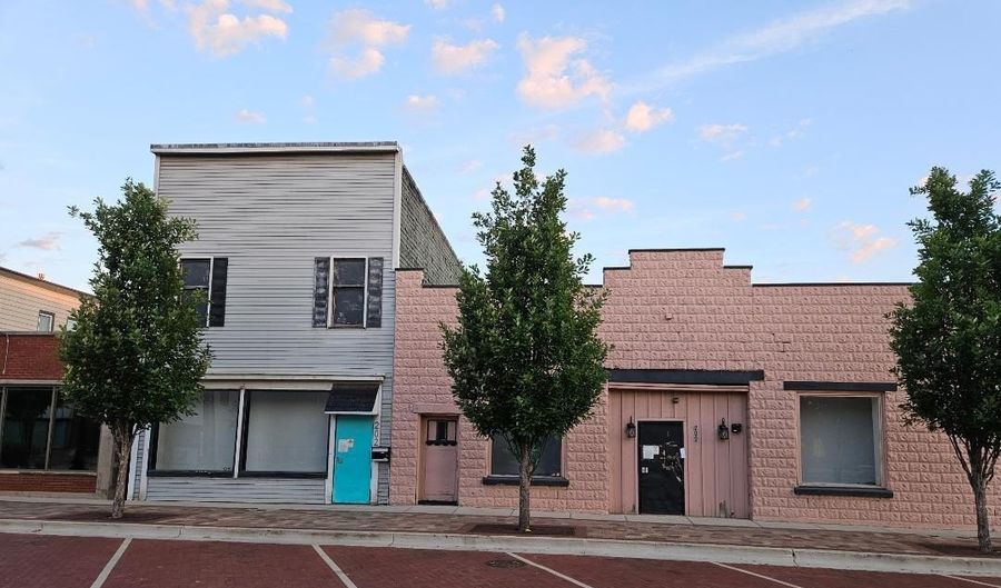 200-202 S Main St, Algonquin, IL 60102 - 0 Beds, 0 Bath