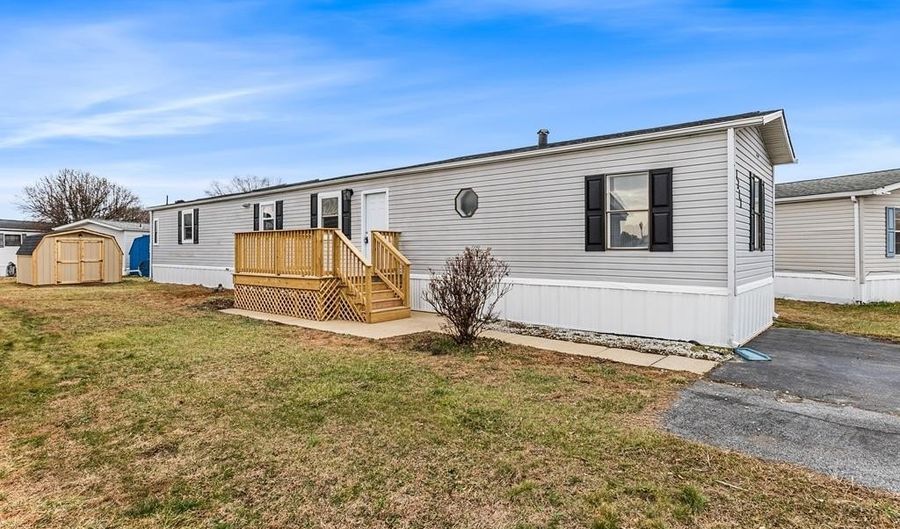 1211 DONNA MARIE Way, Bear, DE 19701 - 3 Beds, 2 Bath