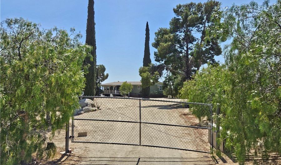 42950 Sage Rd, Aguanga, CA 92536 - 2 Beds, 2 Bath