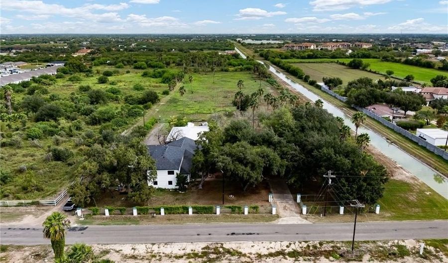 3603 E Saint Francis Ave, Alton, TX 78573 - 5 Beds, 5 Bath
