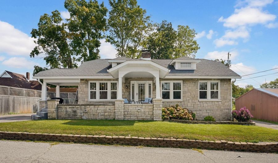 1208 T St, Bedford, IN 47421 - 3 Beds, 2 Bath