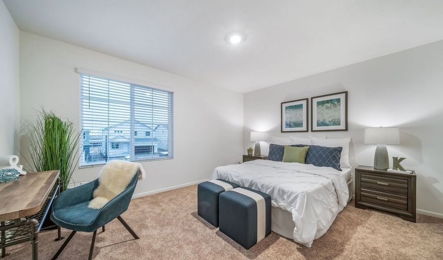 22382 E 38th Pl, Aurora, CO 80019 - 4 Beds, 3 Bath