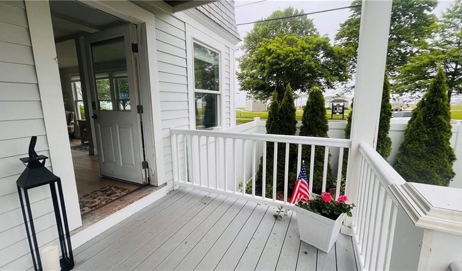115 Wellington Ave 1, Newport, RI 02840 - 1 Beds, 1 Bath