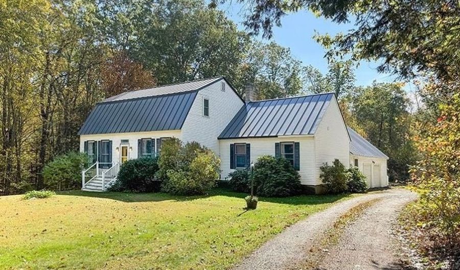 758 Old Cheshire Tpke, Charlestown, NH 03603 - 3 Beds, 2 Bath